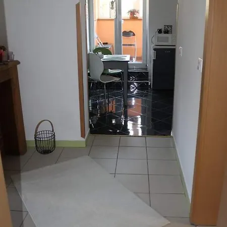 شقة Apartman Jolanka